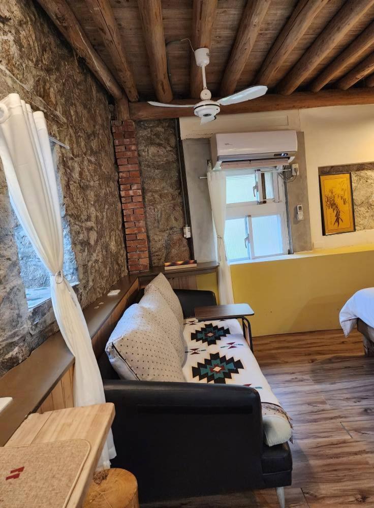 Eternal Seaside House Hotel Nangan Exterior photo